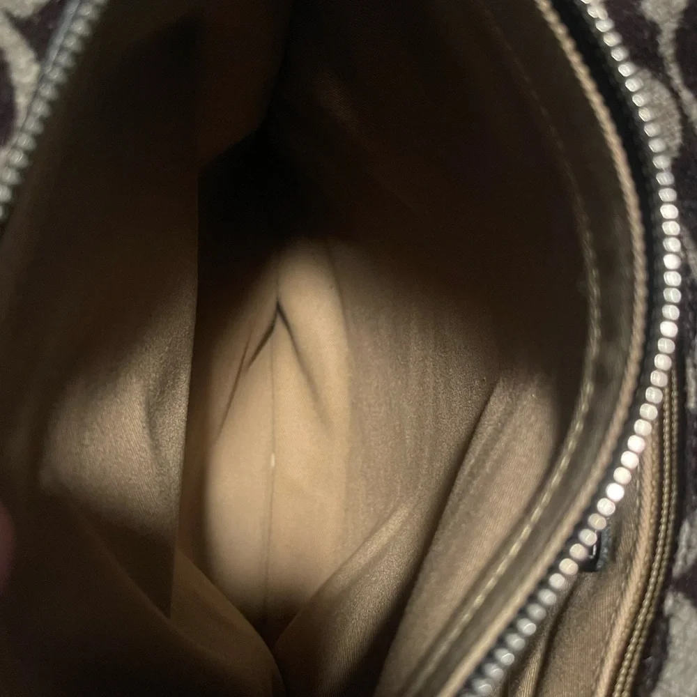 Coach Brown and Cream Shoulder Bag - Picture 10 of 16